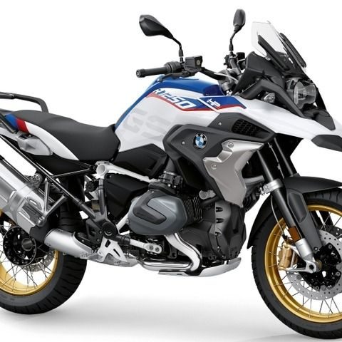 Top Adventure Touring Motorcycles for Long-Distance Travel